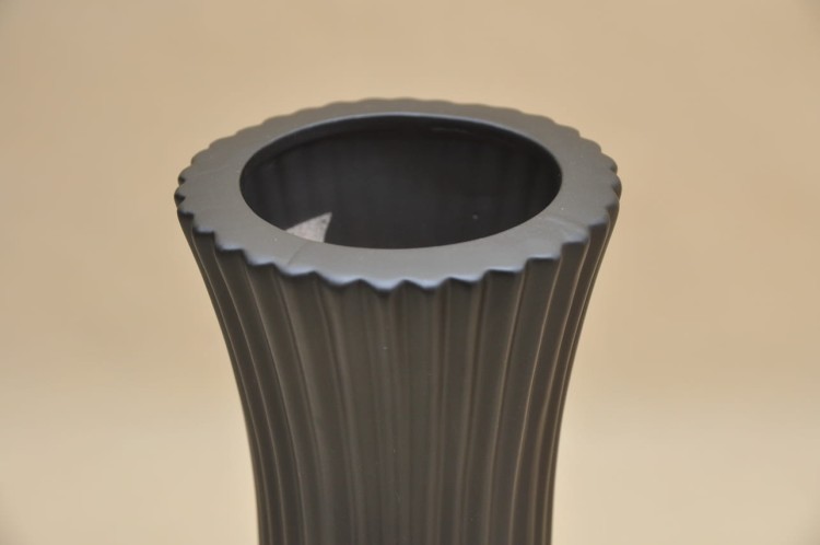 2213B WAZON CZARNY H59*14CM