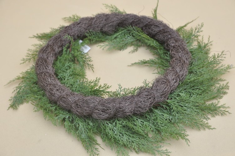 XYD023 WIANEK FASZYNA TUJA PLASTIK 55 CM OP.2 SZT