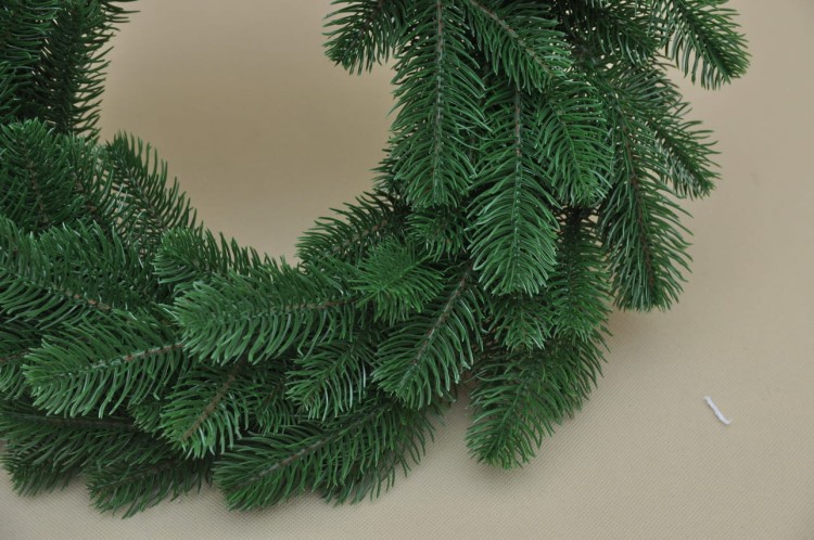 MASZ035 WIANEK ŚWIERK ZIELONY PE 50 CM OP.7 SZT